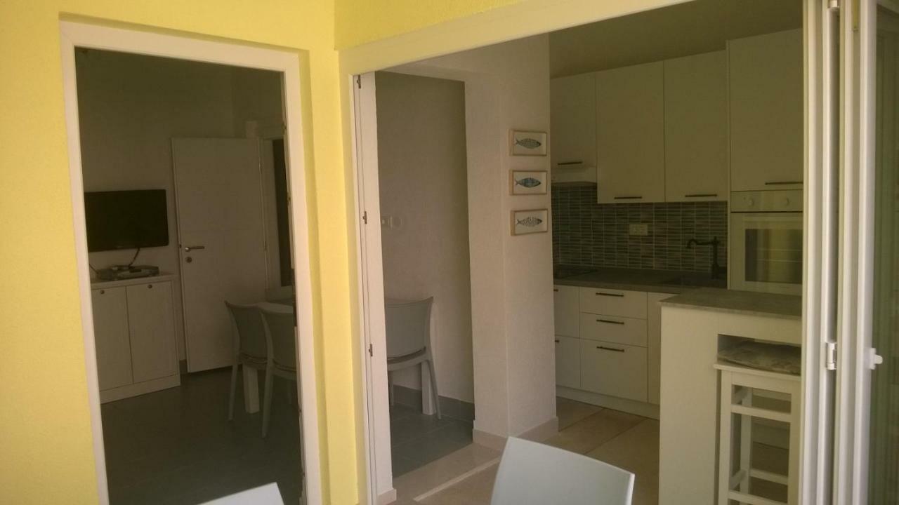 Apartments Marcic Bol Bagian luar foto